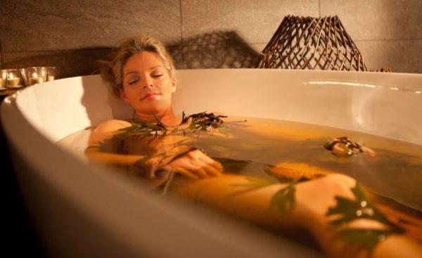 Ванночки с отваром – отличные помощники в борьбе с кожным зудом