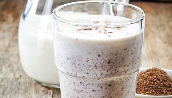 Кефир с семенами льна