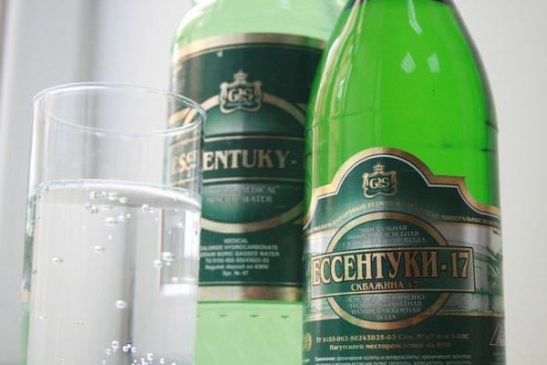 Минеральная вода при подагре: чем полезна, какую можно пить для лечения - список марок, а также, какие имеются противопоказания