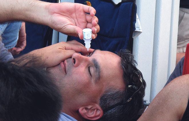 Капают в глаза