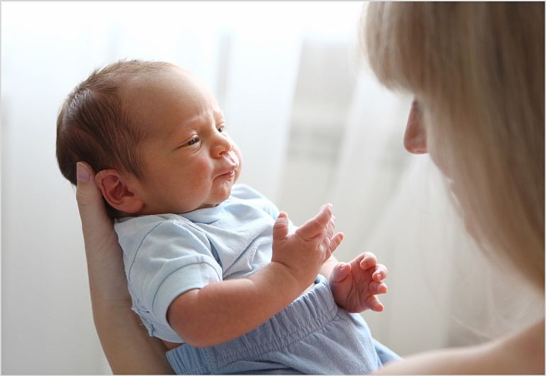 Мозоль на губе у грудничка - что это такое