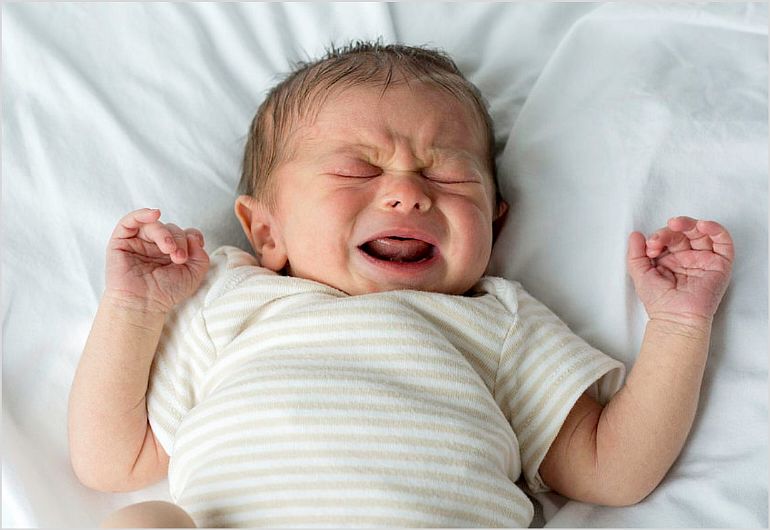 Мозоль на губе у грудничка - что это такое